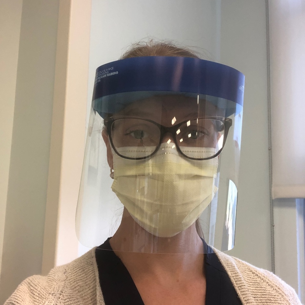 Meet your Posher, Laura